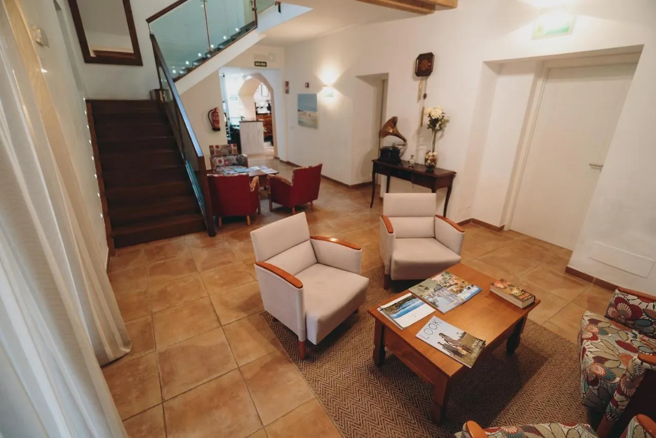 Can Serrete Sineu  Hotel